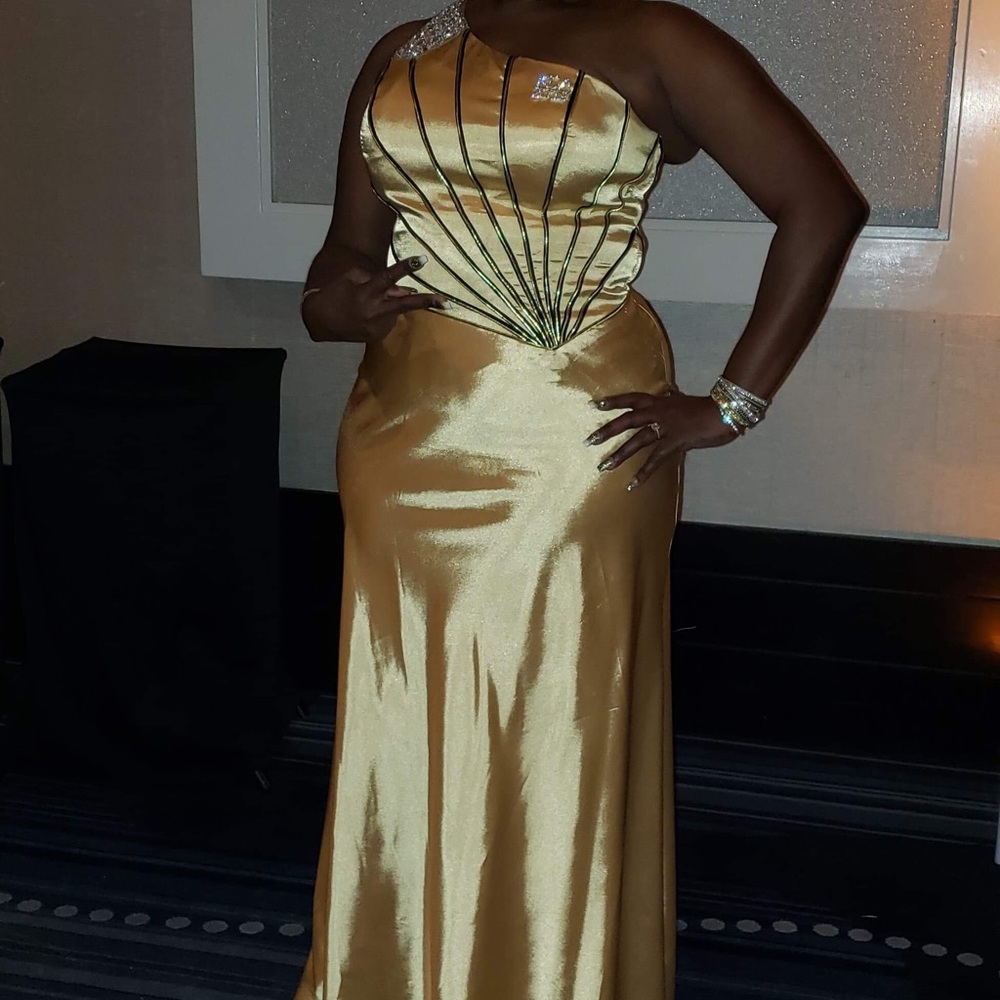Gold gown